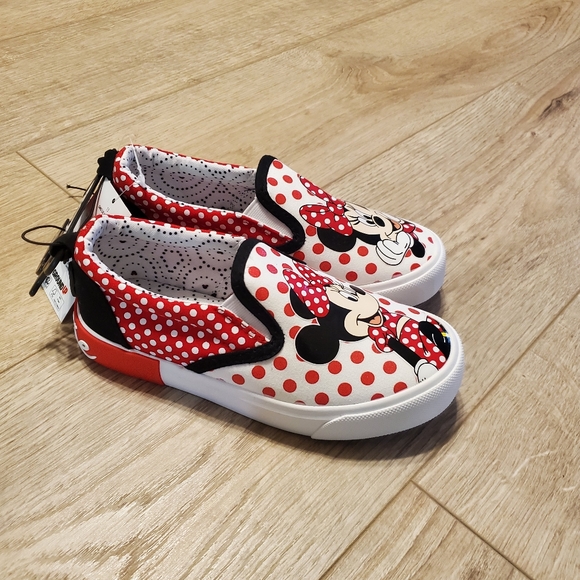 Minnie Mouse Slip On Shoes Girls Size 13 NEW - Picture 2 of 7
